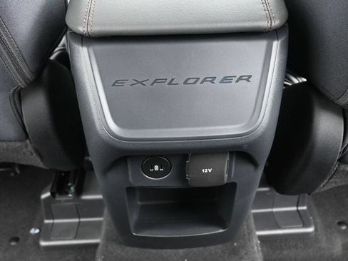 New 2026 Ford Explorer Active RWD image 20