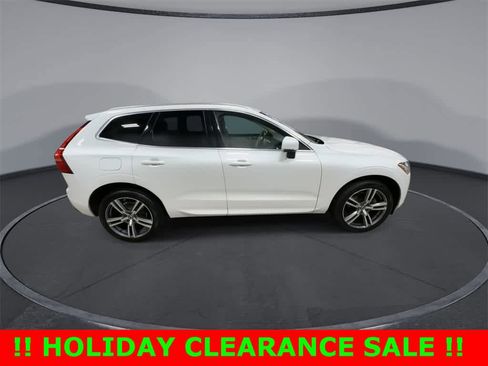 Used 2020 Volvo XC60 T5 Momentum image 9