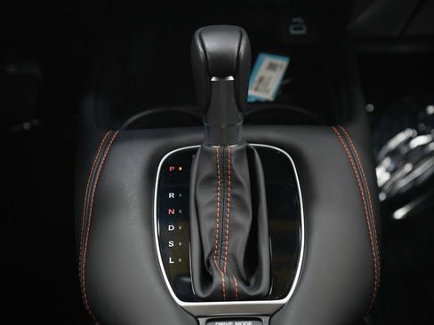 Used 2024 Honda HR-V Sport image 17