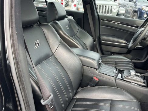 Used 2023 Chrysler 300 S image 24