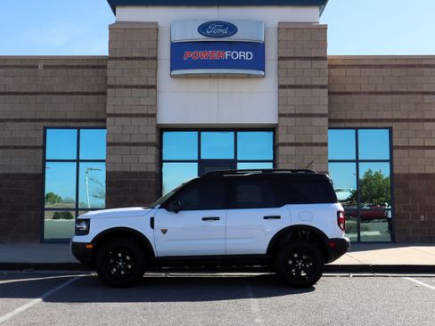 New 2026 Ford Bronco Sport Badlands AWD/4WD image 9
