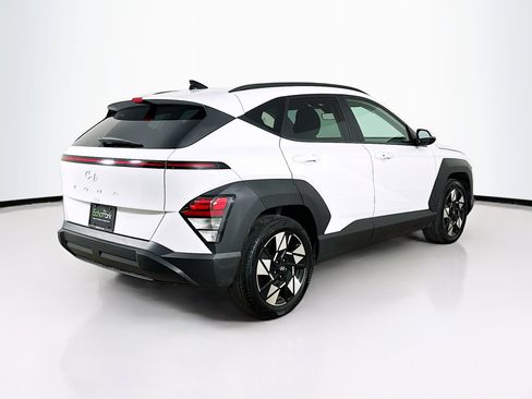 Used 2025 Hyundai Kona SEL image 9