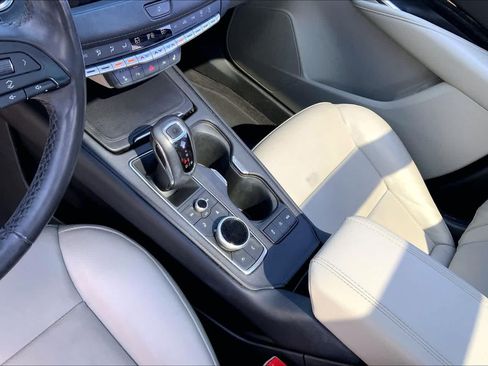 Used 2019 Cadillac XT4 Premium Luxury w/ Cold Weather Package FWD image 15