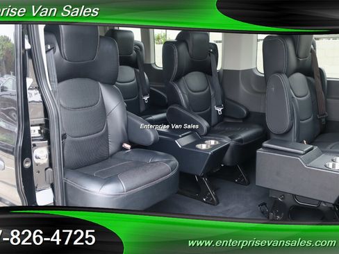 Used 2023 Ford Transit 350 XLT RWD image 19