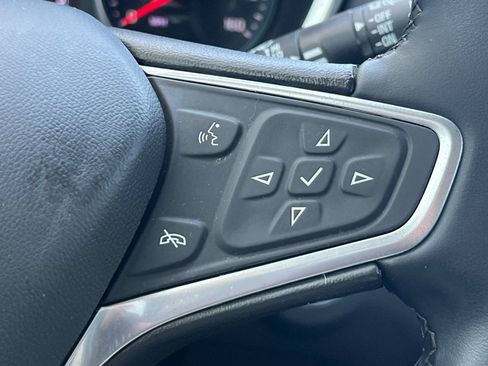 Used 2023 Chevrolet Equinox LT FWD image 32