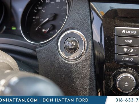 Used 2019 Nissan Rogue SL FWD image 9