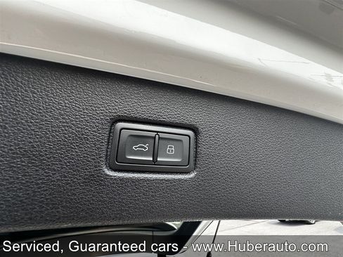 Used 2023 Audi Q7 2.0T Premium Plus w/ Premium Plus Package AWD/4WD image 22