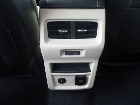 Used 2024 Ford Edge Titanium w/ Equipment Group 301A image 17