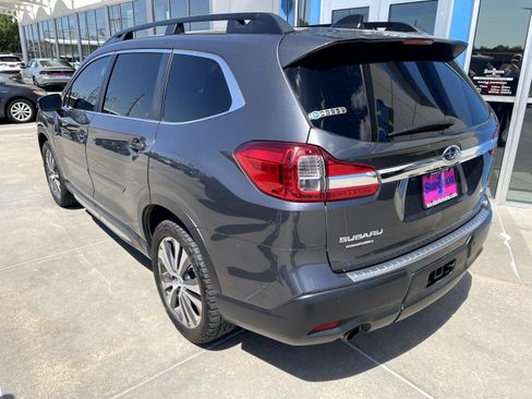 Used 2021 Subaru Ascent Limited AWD/4WD image 2