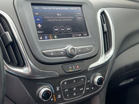 Used 2024 Chevrolet Equinox LT image 24