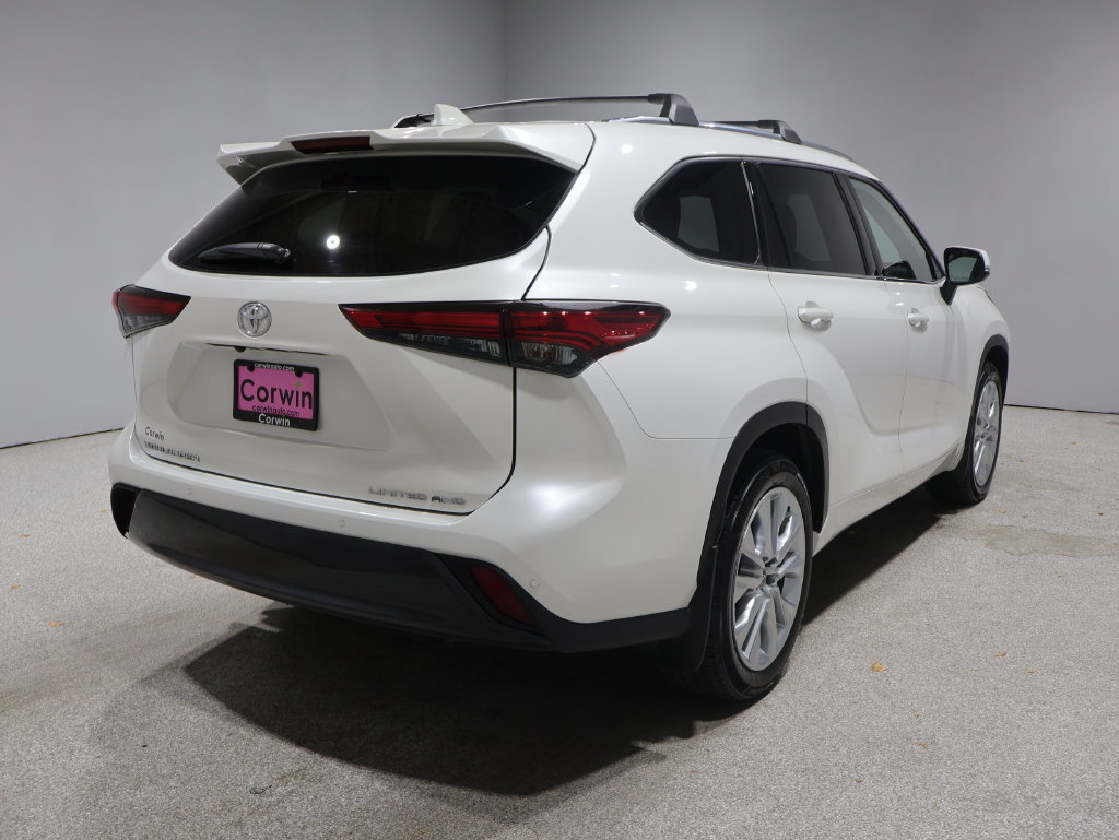 Used 2020 Toyota Highlander Limited AWD/4WD image 2