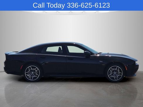 New 2026 Dodge Charger R/T AWD/4WD image 7