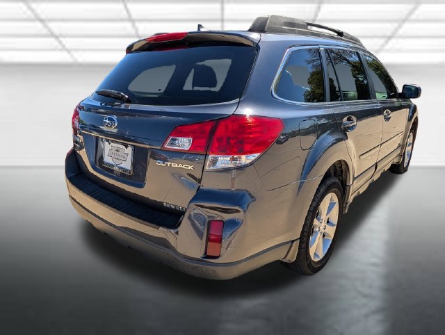 Used 2013 Subaru Outback 2.5i Limited w/ Moonroof Pkg AWD/4WD image 40