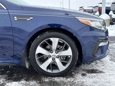 Used 2019 Kia Optima S w/ S Panoramic Sunroof Package image 13