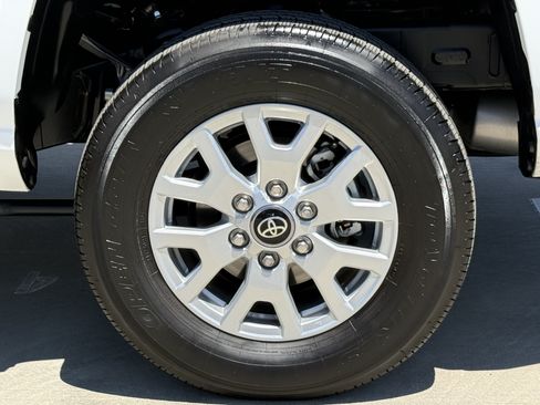 Used 2025 Toyota Tacoma SR5 RWD image 15