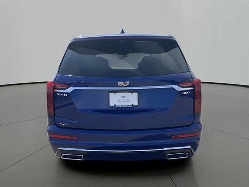 Certified 2025 Cadillac XT6 Premium Luxury w/ Platinum Package AWD/4WD image 4