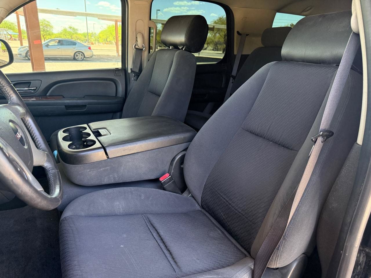 Used 2009 GMC Yukon SLE w/ Convenience Package RWD image 10