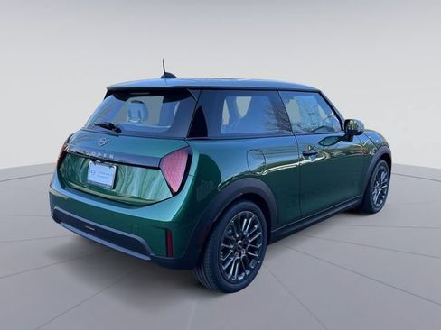 Used 2026 MINI Cooper 2-Door Hardtop FWD image 5