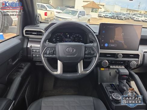 Used 2025 Toyota 4Runner TRD Off-Road Premium AWD/4WD image 12