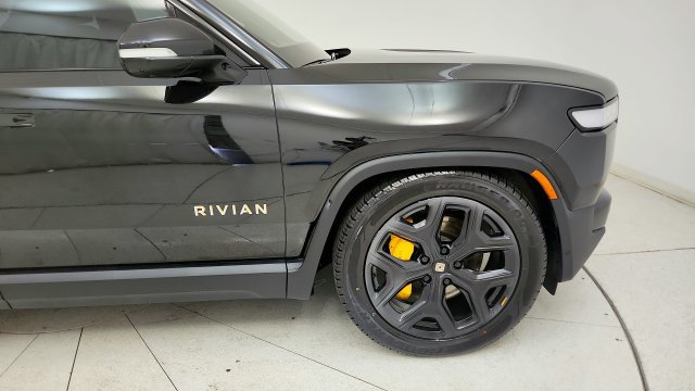 Used 2024 Rivian R1S Adventure Quad AWD/4WD image 21