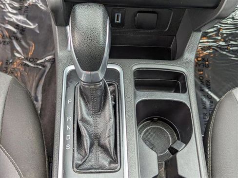 Used 2018 Ford Escape SE image 12