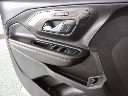 Used 2019 GMC Terrain SLT w/ Preferred Package image 19