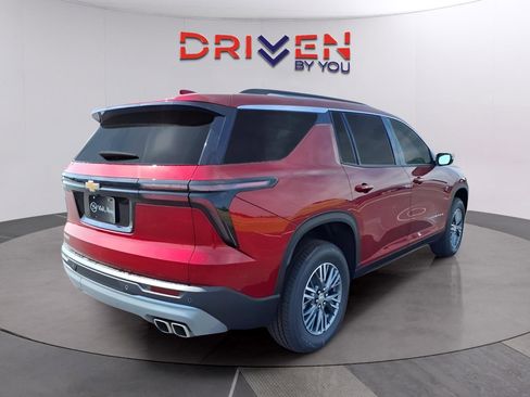 New 2026 Chevrolet Traverse LT w/ LPO, Floor Liner Package image 5