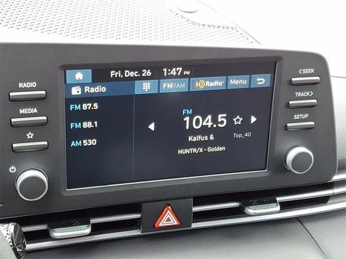 New 2026 Hyundai Elantra SE image 11