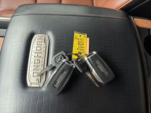 Used 2021 RAM 1500 Limited AWD/4WD image 24