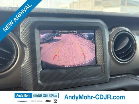 Used 2018 Jeep Wrangler Unlimited Sport S AWD/4WD image 23