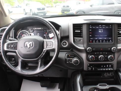 Used 2020 RAM 1500 Big Horn AWD/4WD image 22