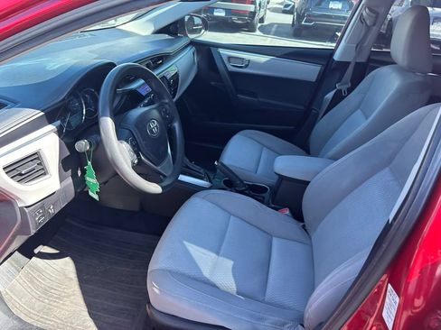Used 2016 Toyota Corolla LE FWD image 13
