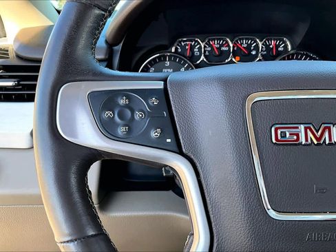 Used 2015 GMC Yukon SLT image 24