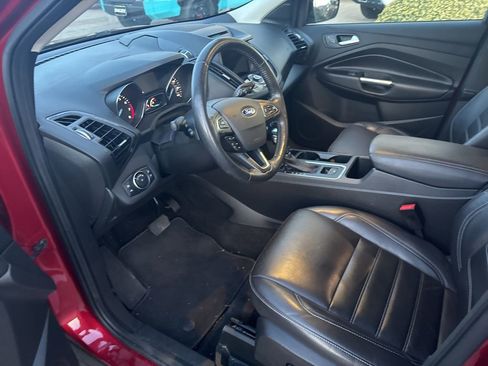 Used 2018 Ford Escape Titanium image 12