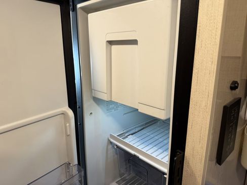 Used 2021 RAM ProMaster 3500 w/ Convenience Group FWD image 57