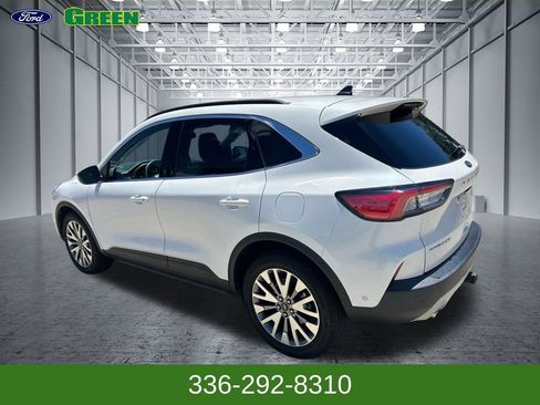 Used 2020 Ford Escape Titanium AWD/4WD image 3