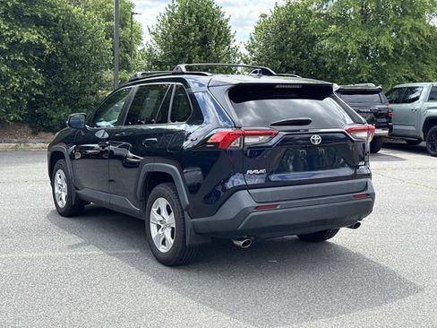 Used 2020 Toyota RAV4 XLE w/ Convenience Package AWD/4WD image 4