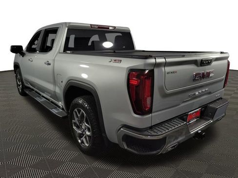 Used 2022 GMC Sierra 1500 SLT w/ X31 Off-Road Package image 6