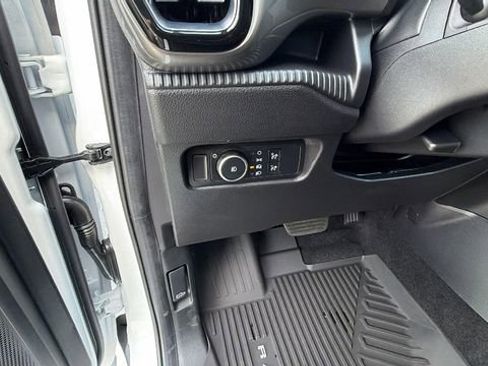 New 2025 Ford Ranger XLT w/ Equipment Group 301A High image 31