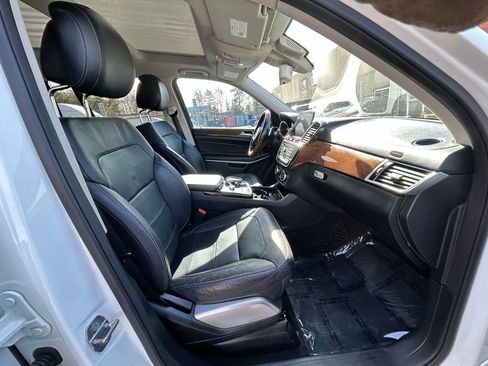 Used 2018 Mercedes-Benz GLS 550 4MATIC w/ Driver Assistance Package image 15