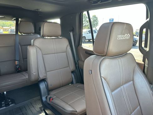 Used 2025 Chevrolet Tahoe High Country w/ Sun And Tow Package AWD/4WD image 16