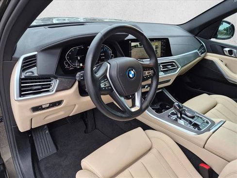 Used 2022 BMW X5 xDrive45e w/ Climate Comfort Package AWD/4WD image 10