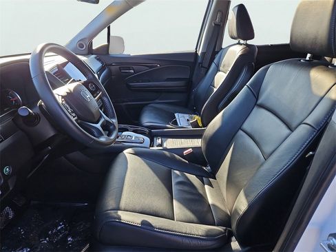 Certified 2022 Honda Pilot Touring image 35