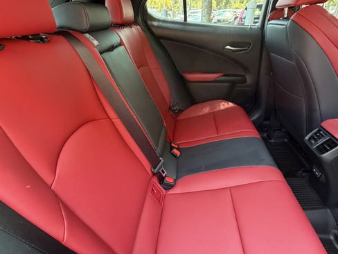 Used 2023 Lexus UX 250h F Sport FWD image 41