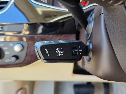 Used 2017 Audi Q7 3.0T Prestige image 30