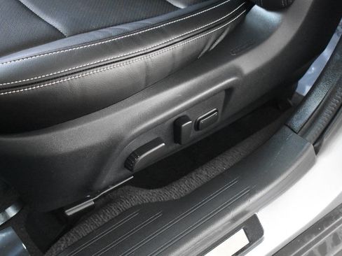 Used 2016 Subaru Outback 3.6R Limited image 56