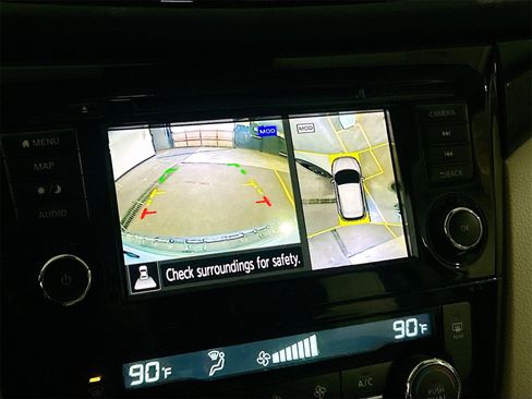 Used 2022 Nissan Rogue Sport SL image 14