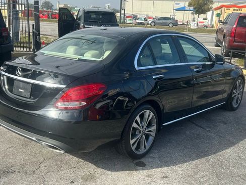 Used 2017 Mercedes-Benz C 300 Sedan image 5