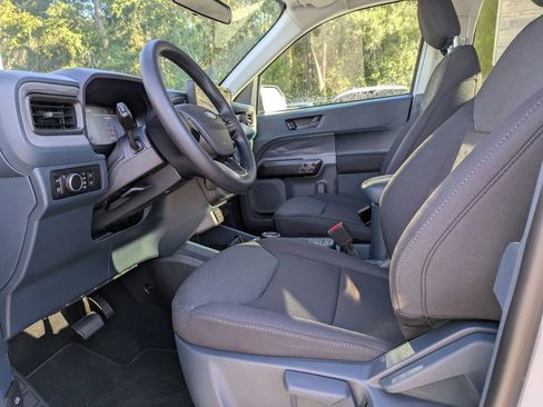 New 2025 Ford Maverick XL image 14