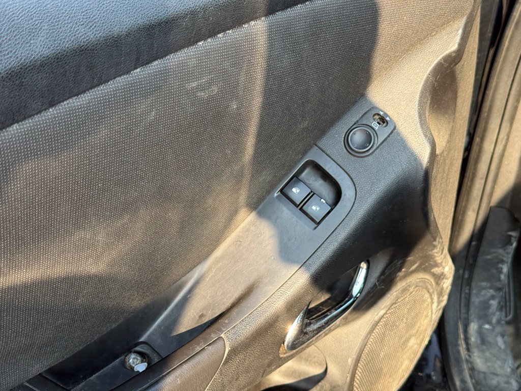 Used 2010 Chevrolet Camaro LT RWD image 11